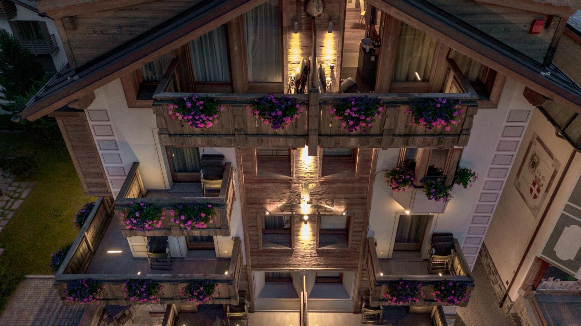 ホテル Sottovento Luxury Hospitality ボルミオ エクステリア 写真